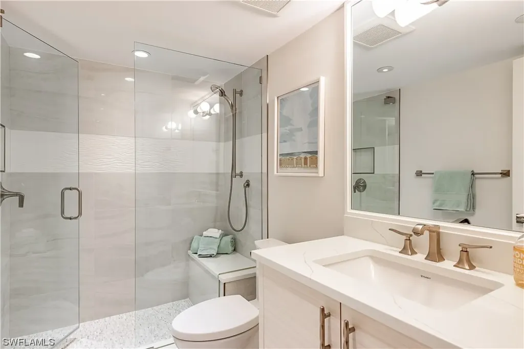 205 Park Shore Drive Naples FL 34103