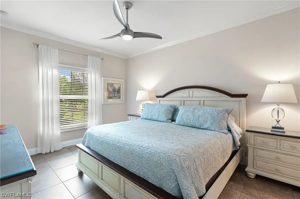 829 Tanbark Drive Naples FL 34108