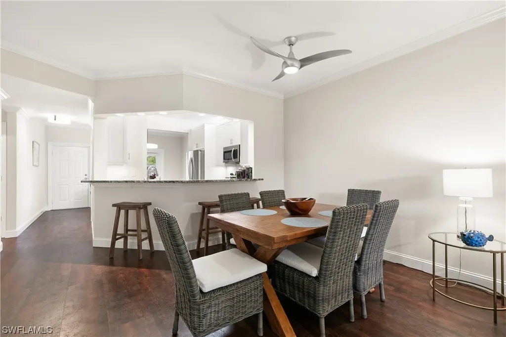 829 Tanbark Drive Naples FL 34108
