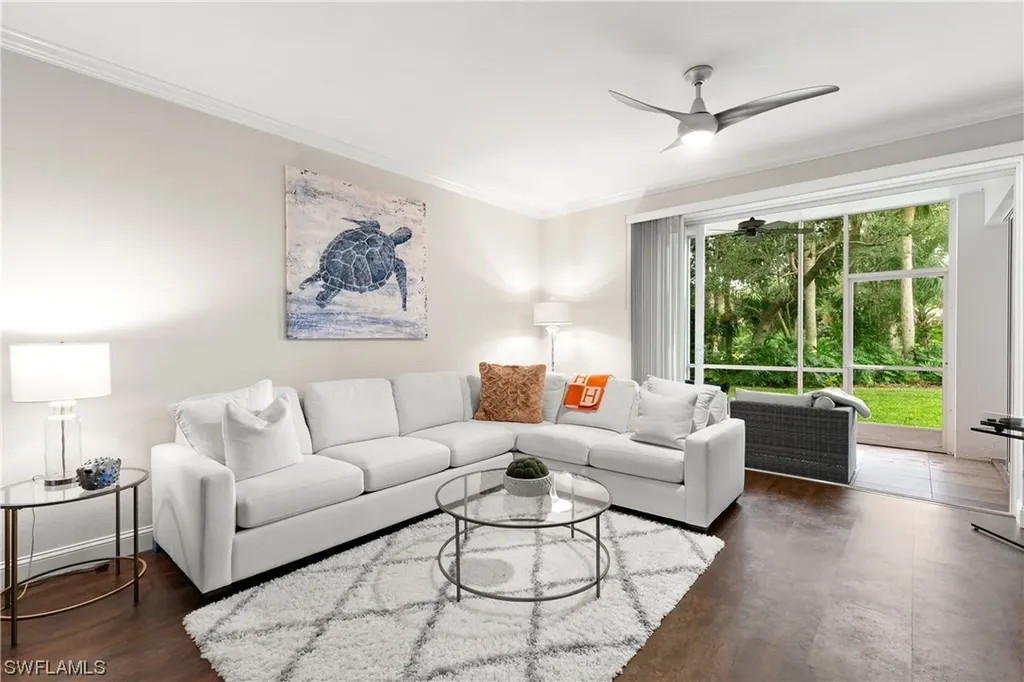 829 Tanbark Drive Naples FL 34108