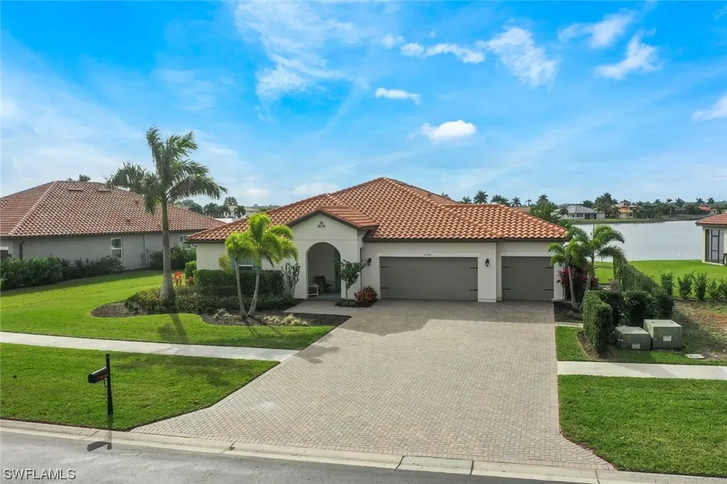 2128 Grove Drive Naples FL 34120