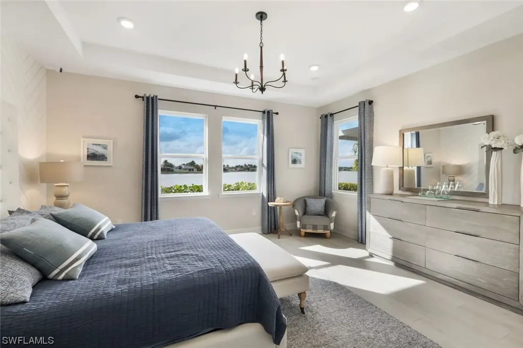 2128 Grove Drive Naples FL 34120