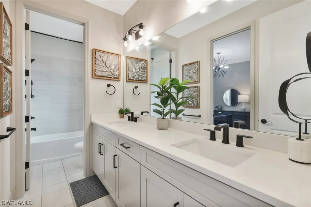 2128 Grove Drive Naples FL 34120