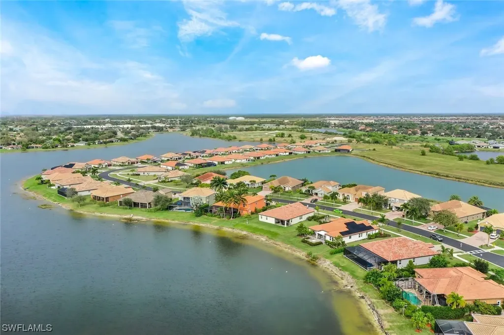 2128 Grove Drive Naples FL 34120