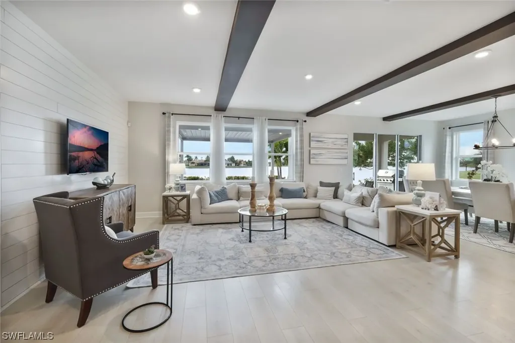 2128 Grove Drive Naples FL 34120
