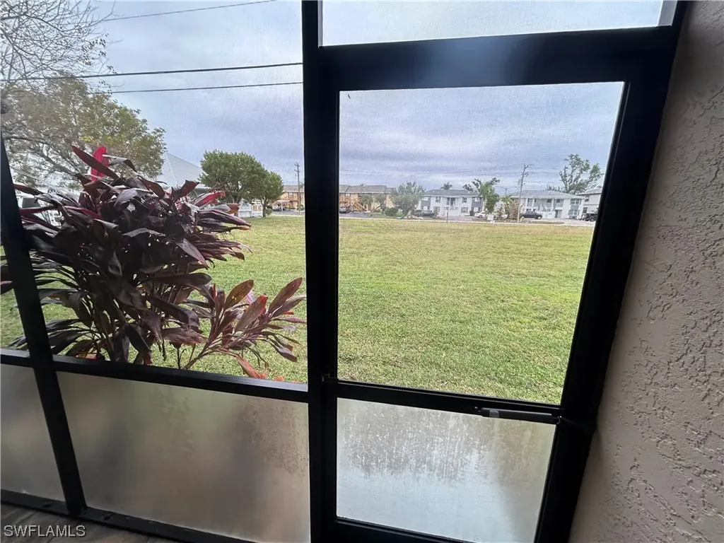 503 Cape Coral Parkway W Cape Coral FL 33914