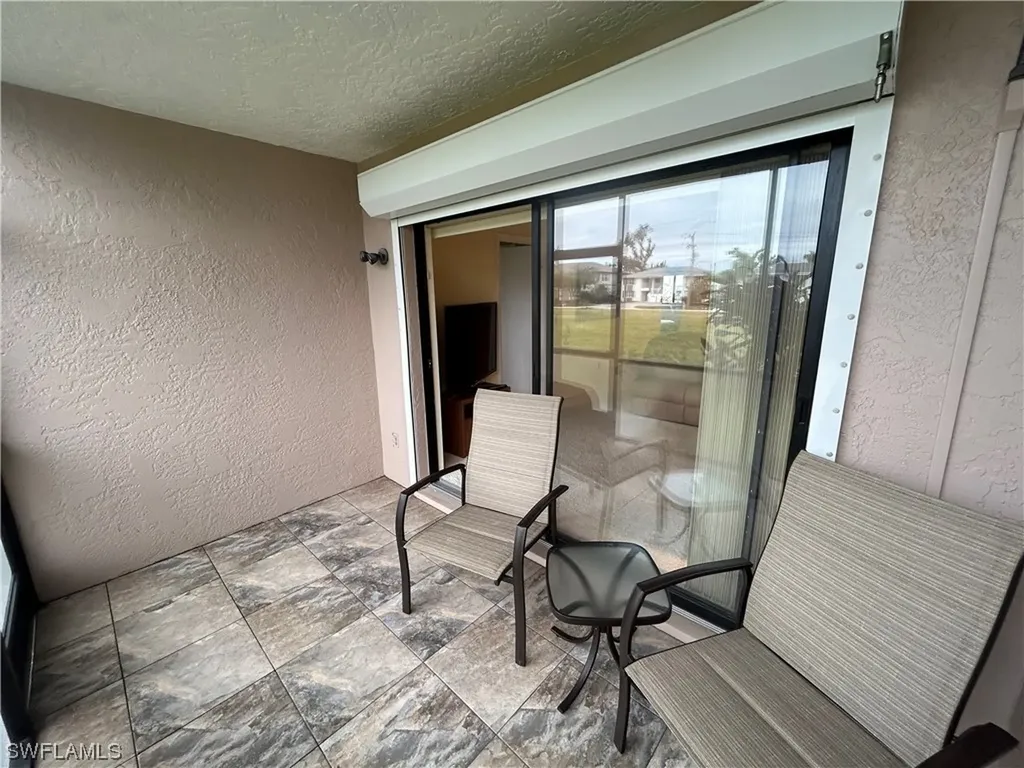 503 Cape Coral Parkway W Cape Coral FL 33914
