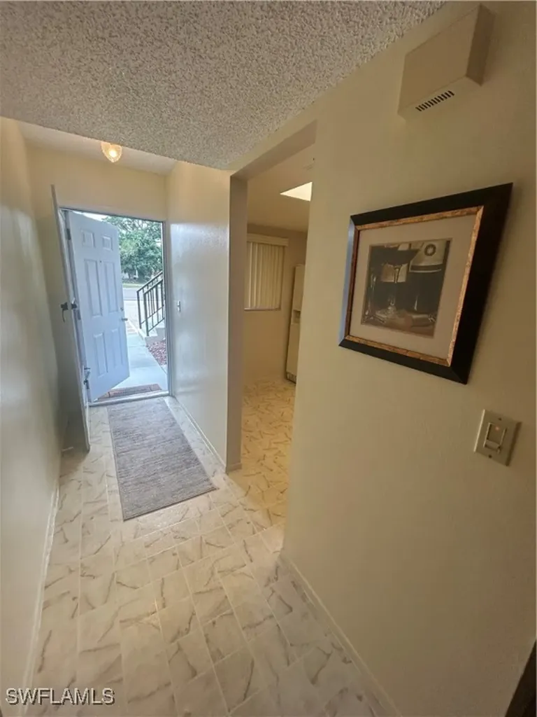 503 Cape Coral Parkway W Cape Coral FL 33914