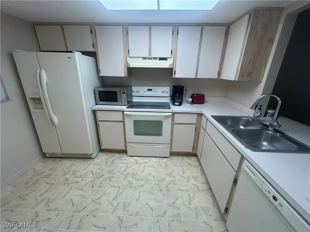 503 Cape Coral Parkway W Cape Coral FL 33914