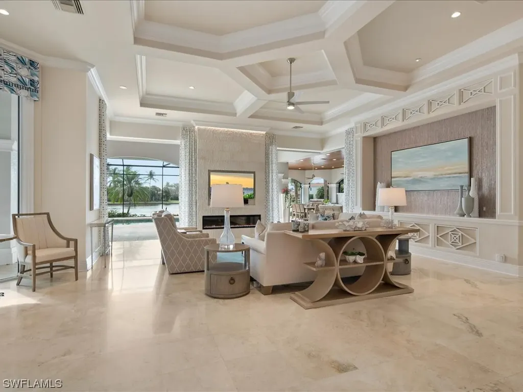 1622 Chinaberry Way Naples FL 34105