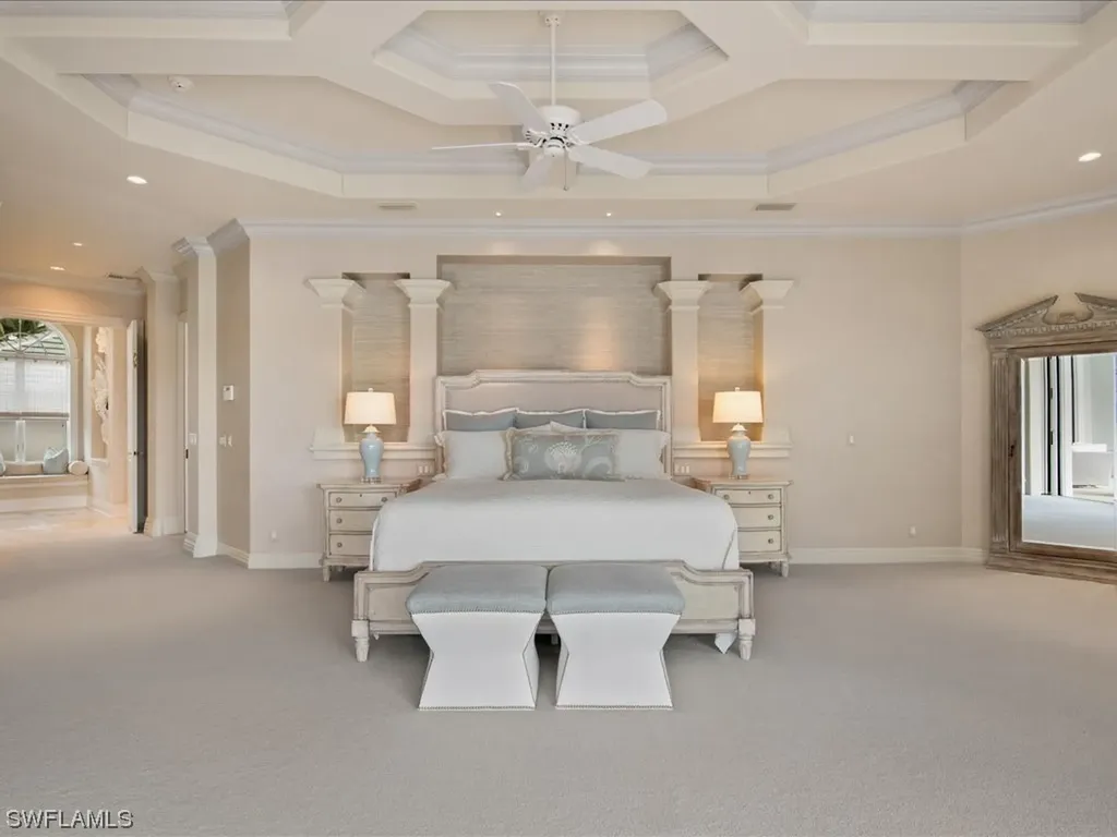 1622 Chinaberry Way Naples FL 34105