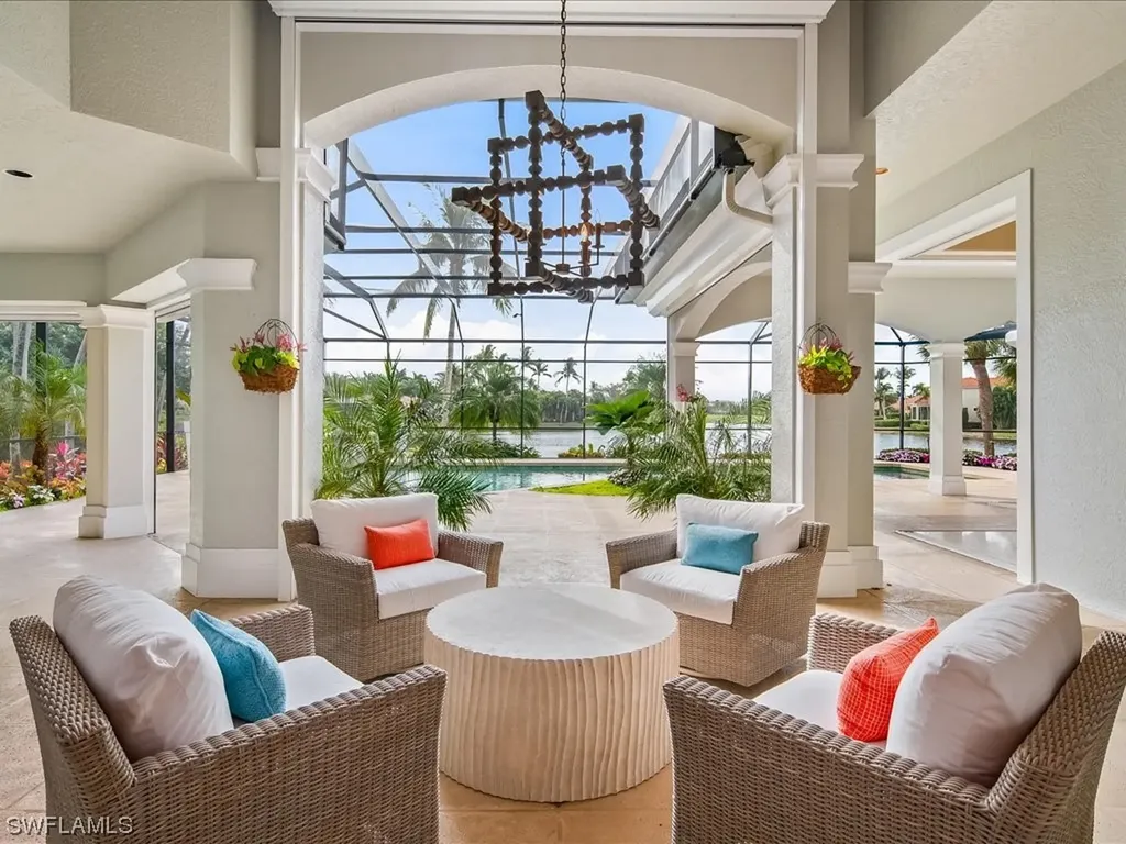 1622 Chinaberry Way Naples FL 34105