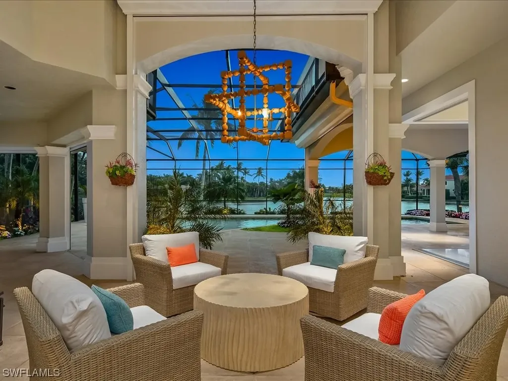 1622 Chinaberry Way Naples FL 34105