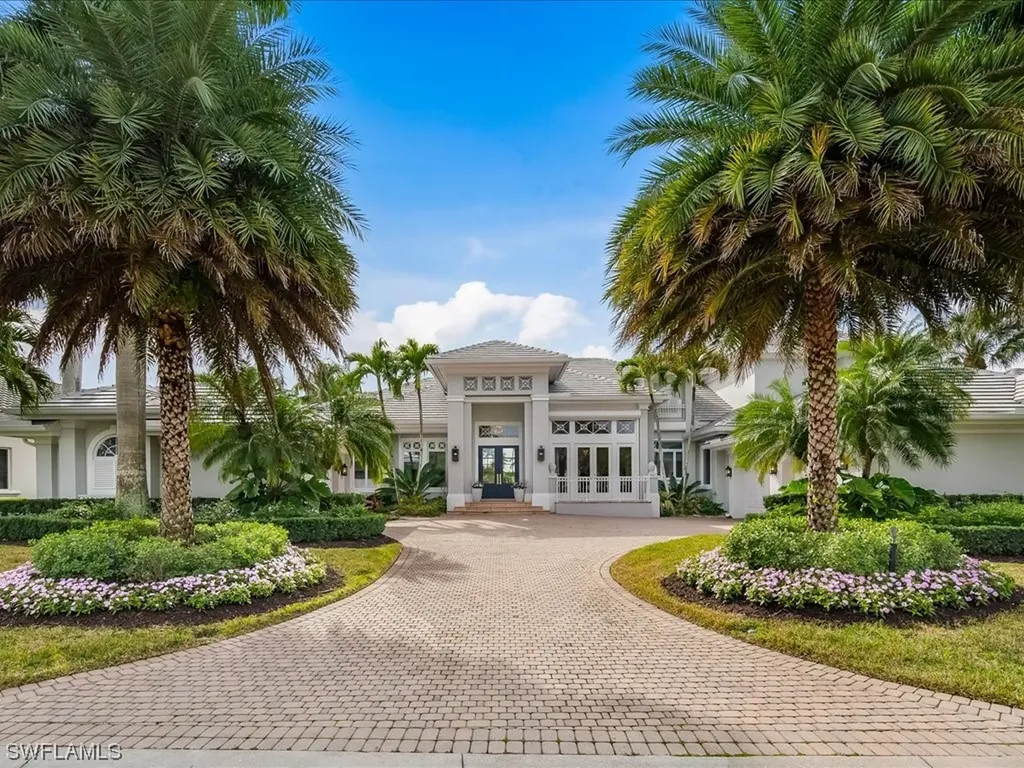1622 Chinaberry Way Naples FL 34105