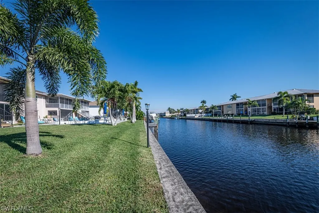 834 SE 46th Street Cape Coral FL 33904