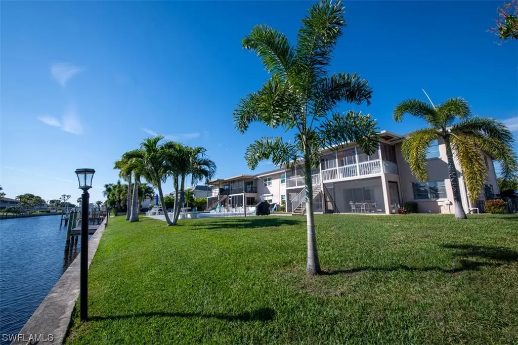 834 SE 46th Street Cape Coral FL 33904