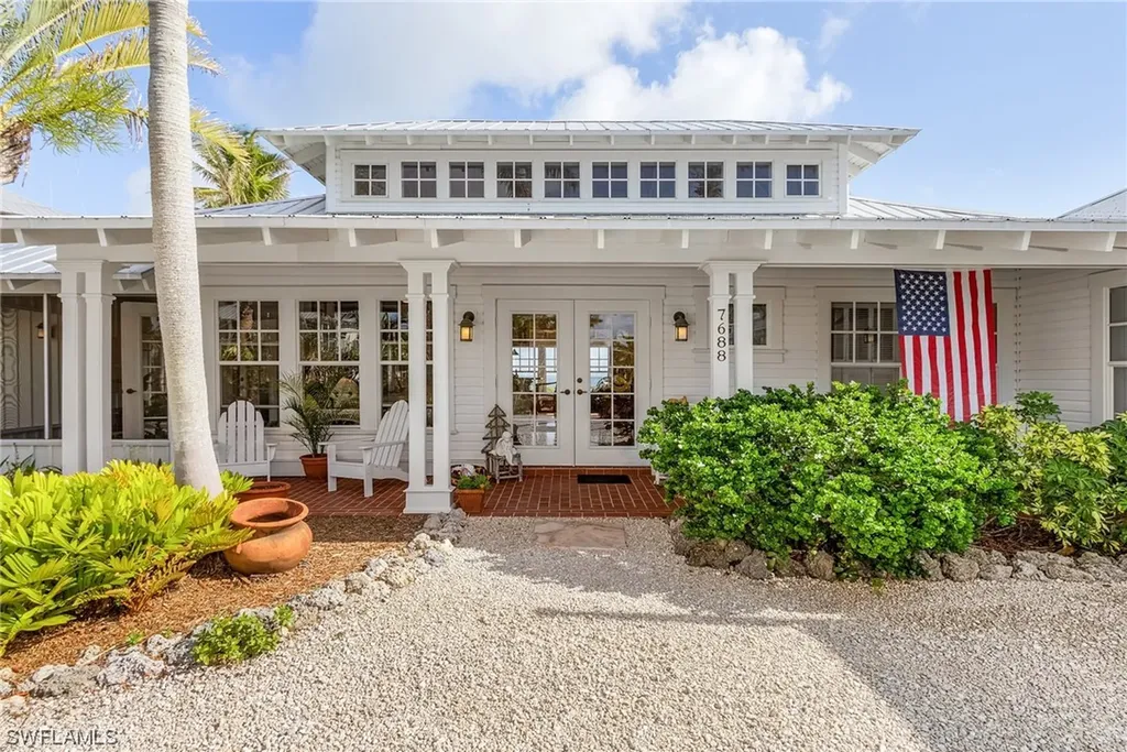 7688 Bocilla Lane Bokeelia FL 33922