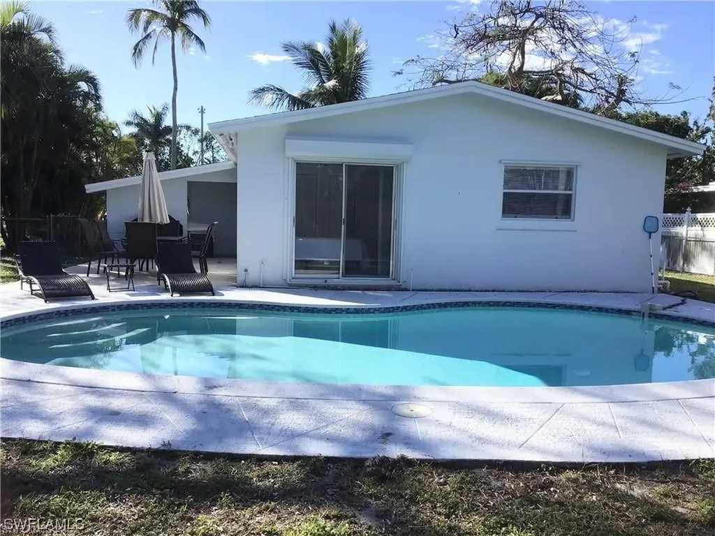 1031 22nd Avenue N Naples FL 34103
