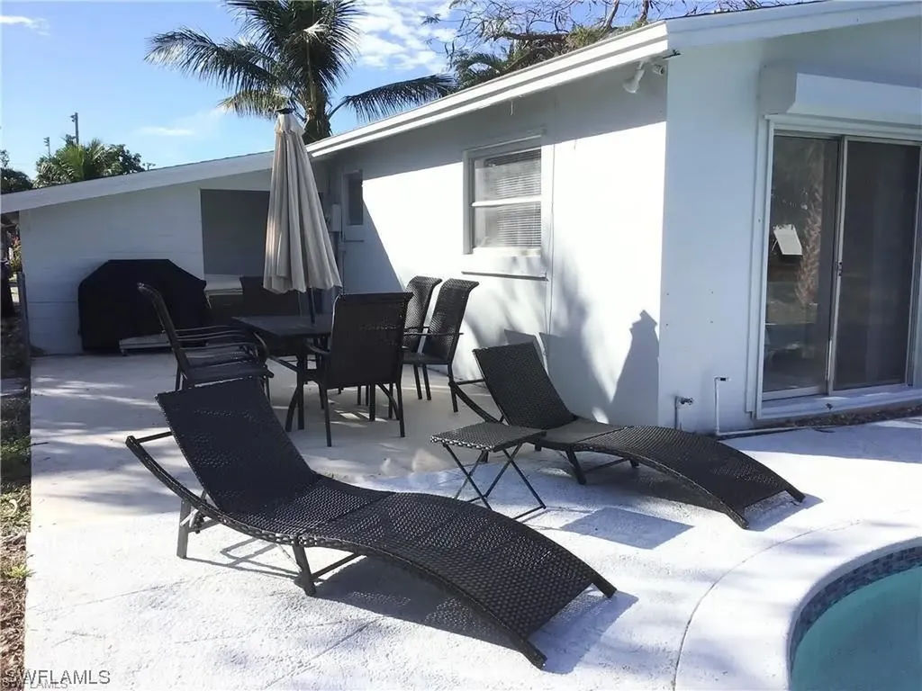1031 22nd Avenue N Naples FL 34103