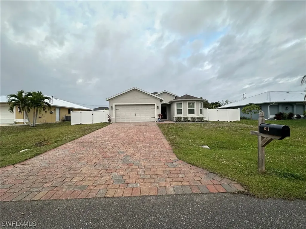 611 SE 26th Terrace Cape Coral FL 33904