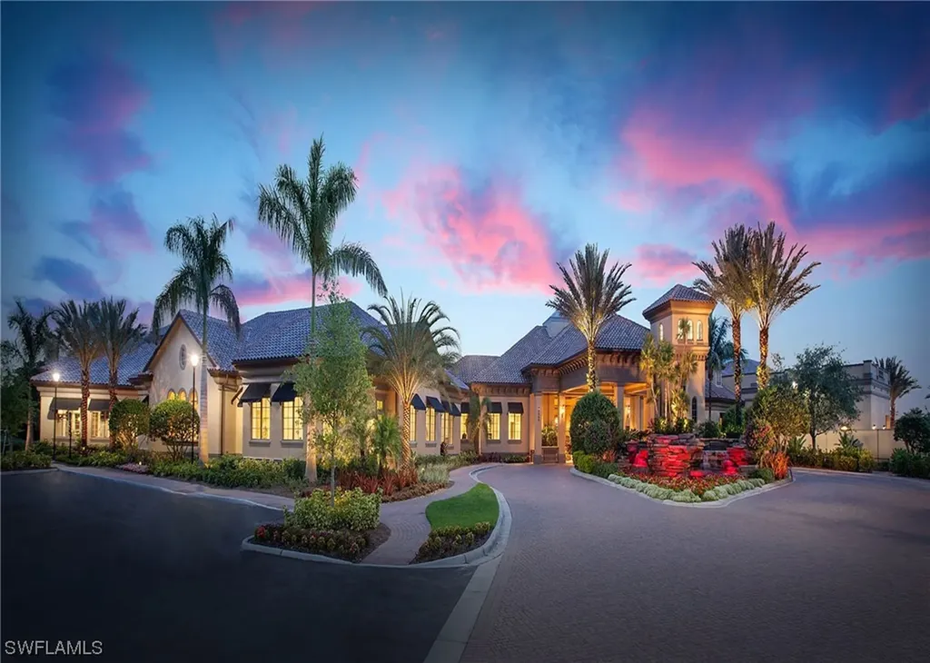 9113 Michael Circle Naples FL 34113
