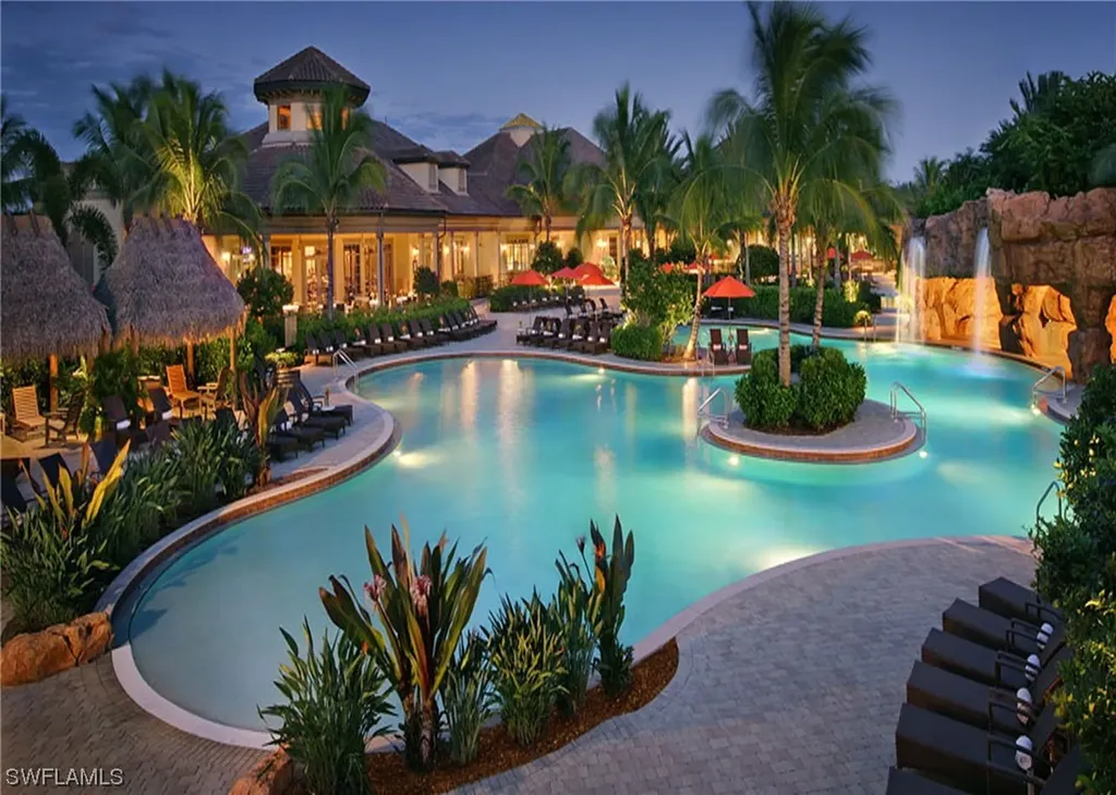 9113 Michael Circle Naples FL 34113