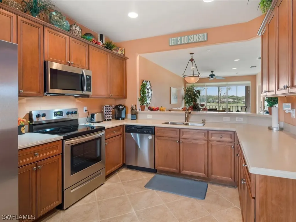 9113 Michael Circle Naples FL 34113