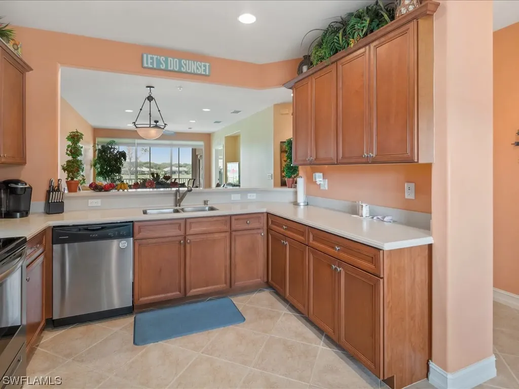 9113 Michael Circle Naples FL 34113