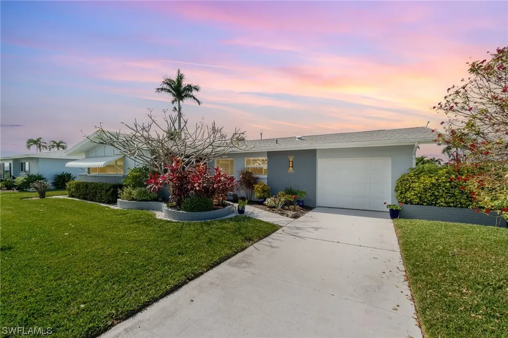 4928 Nassau Court Cape Coral FL 33904
