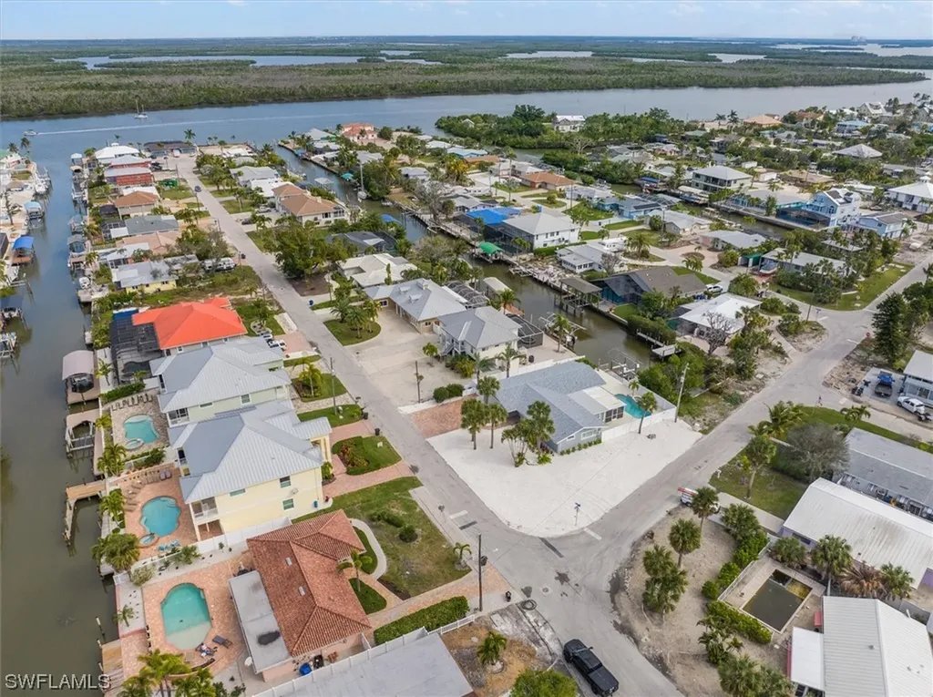 310 Madison Court Fort Myers Beach FL 33931