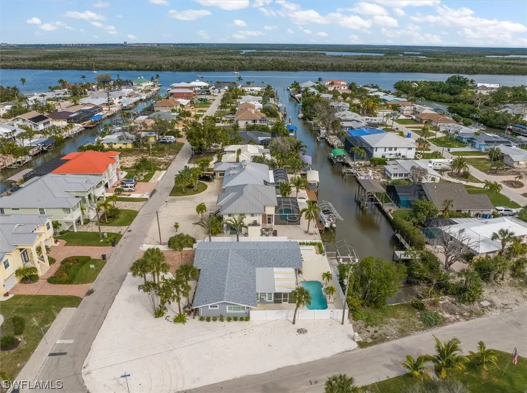 310 Madison Court Fort Myers Beach FL 33931