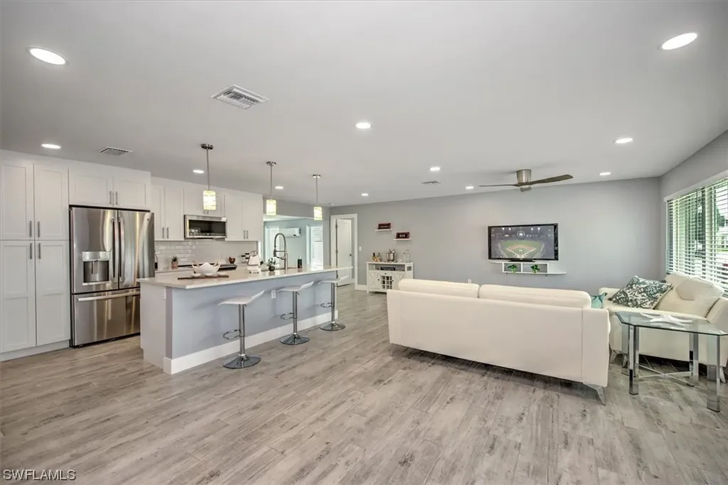 310 Madison Court Fort Myers Beach FL 33931