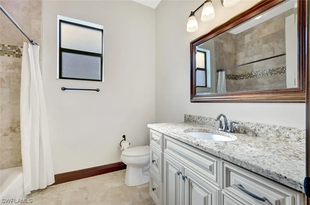 5601 Harbour Circle Cape Coral FL 33914