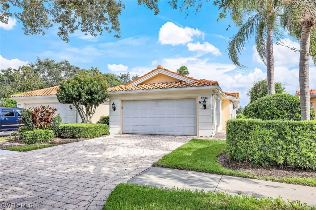 5838 Drummond Way Naples FL 34119