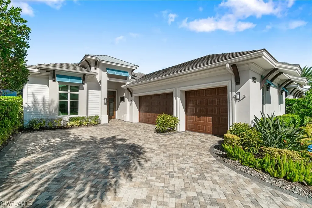 6823 Mangrove Avenue Naples FL 34109