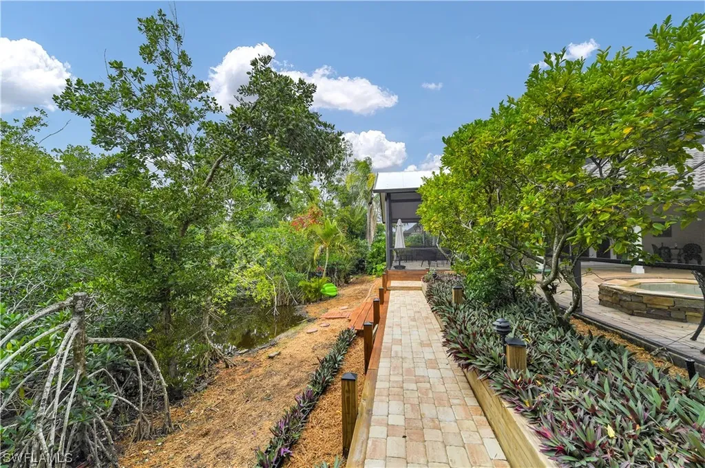 6949 Julie Ann Court Fort Myers FL 33919