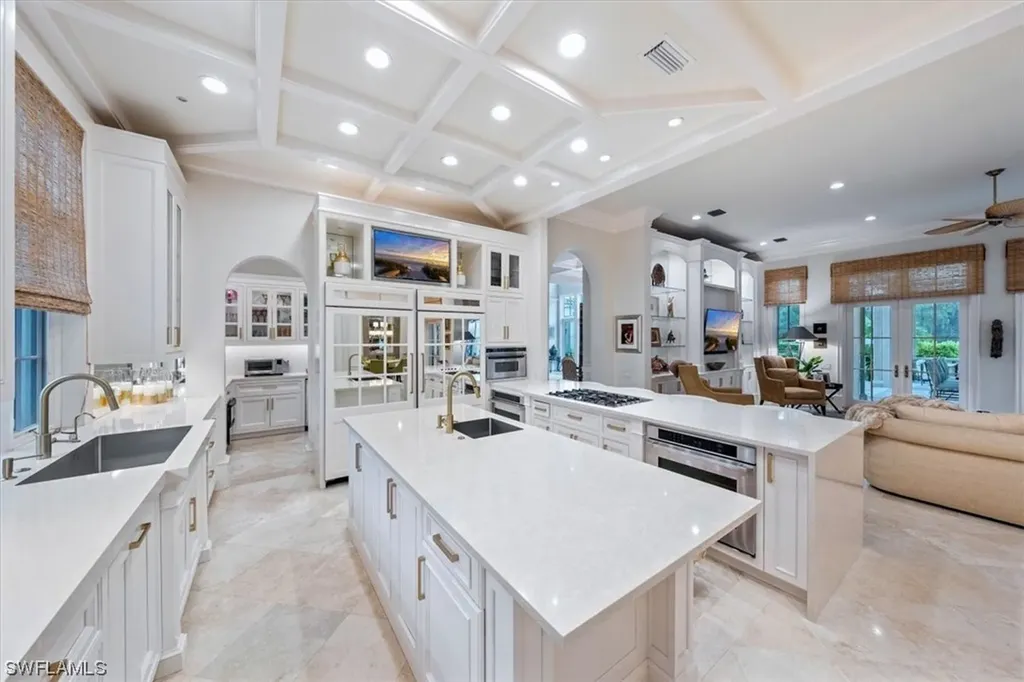 6547 Highcroft Drive Naples FL 34119