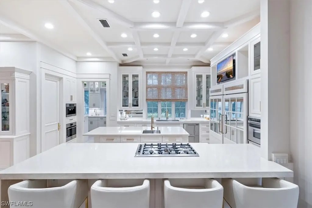 6547 Highcroft Drive Naples FL 34119