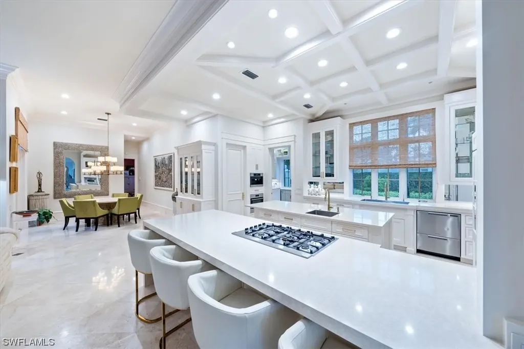 6547 Highcroft Drive Naples FL 34119
