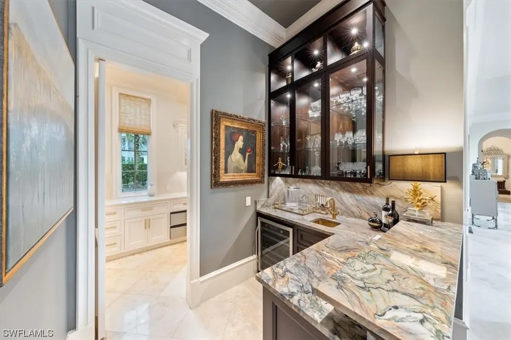 6547 Highcroft Drive Naples FL 34119