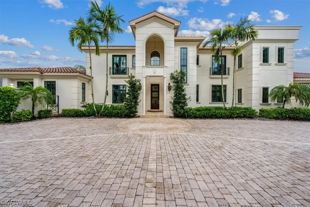 6547 Highcroft Drive Naples FL 34119