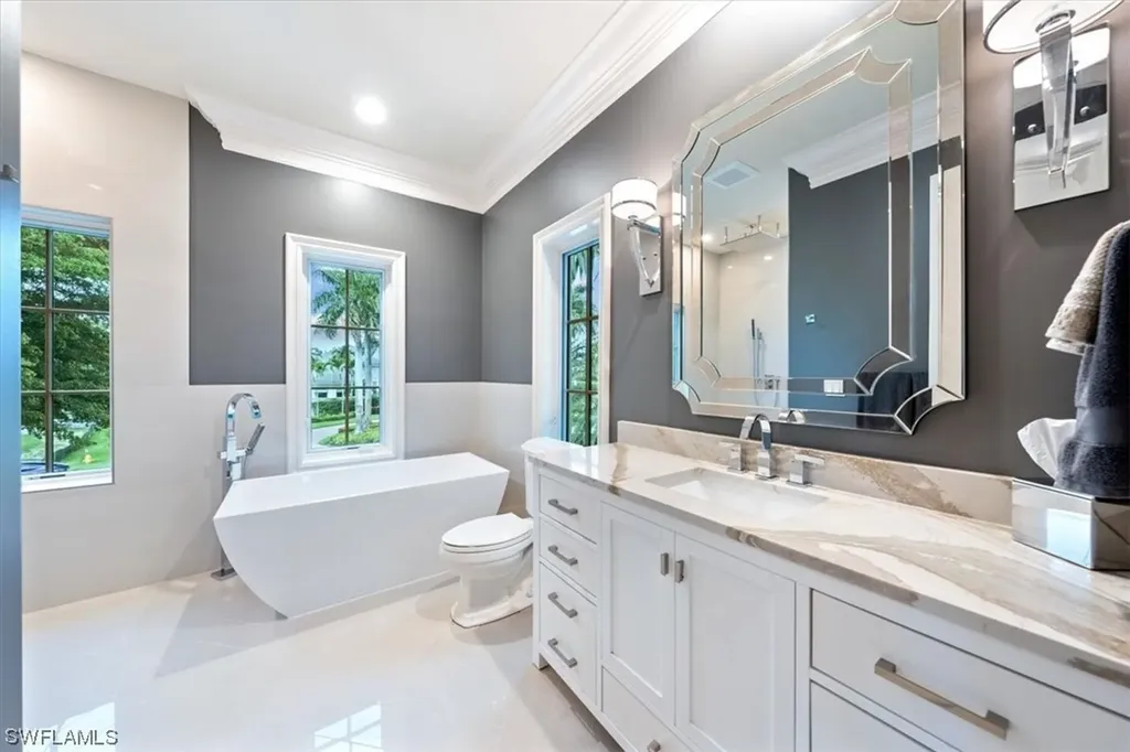 6547 Highcroft Drive Naples FL 34119