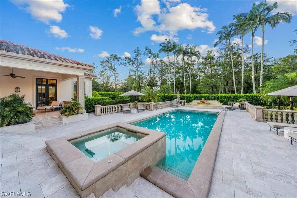 6547 Highcroft Drive Naples FL 34119