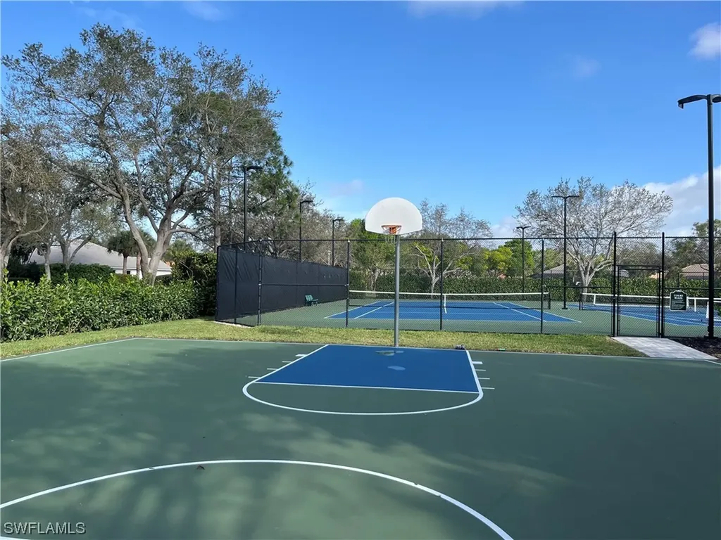 7120 Timberland Circle Naples FL 34109