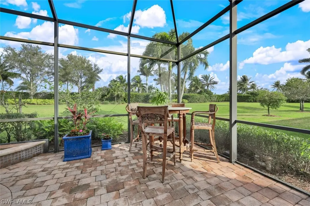 7688 Cottesmore Drive Naples FL 34113