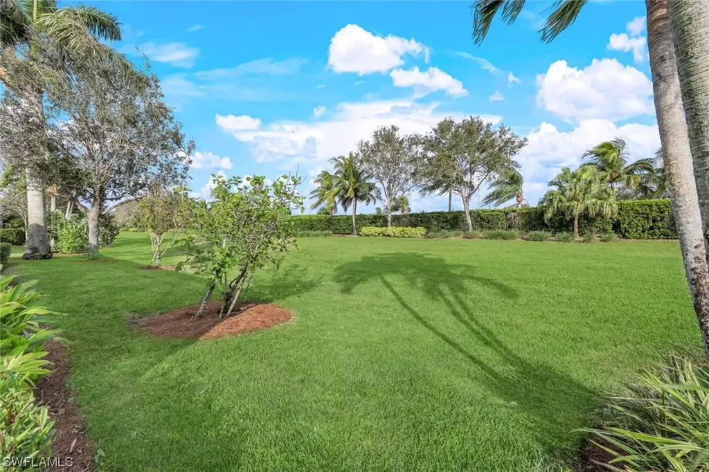 7688 Cottesmore Drive Naples FL 34113