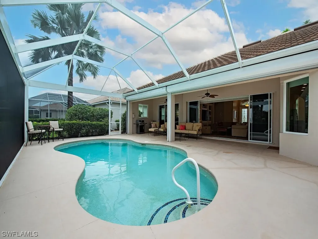 8490 Gleneagle Way Naples FL 34120