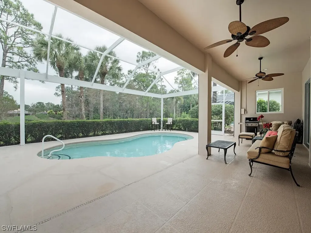 8490 Gleneagle Way Naples FL 34120