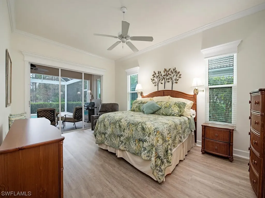 8490 Gleneagle Way Naples FL 34120