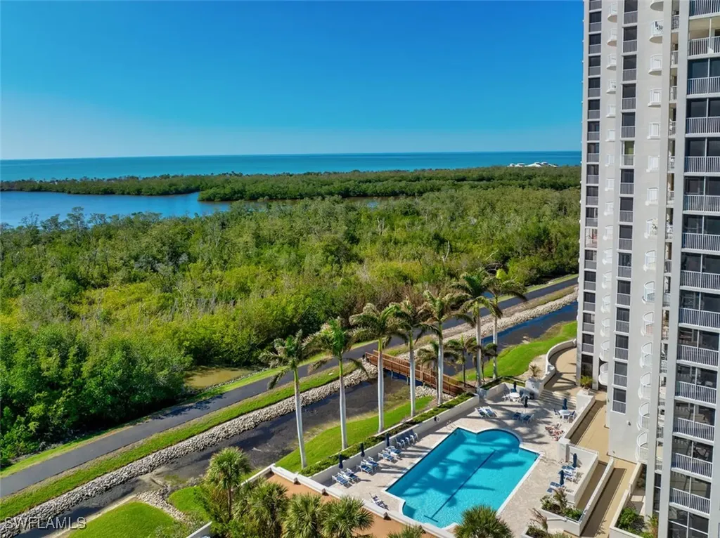6849 Grenadier Boulevard Naples FL 34108